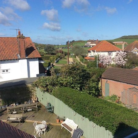 Highfield Guest House Sheringham Exterior photo
